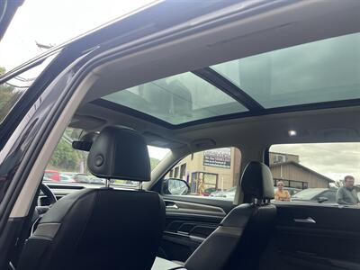 2021 Volkswagen Atlas V6 SEL Premium 4Motion - Photo 18 - Coal Township, PA 17866