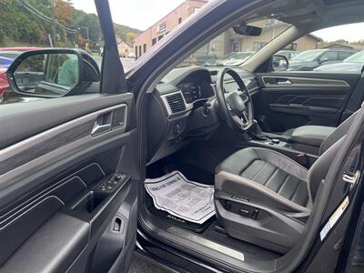 2021 Volkswagen Atlas V6 SEL Premium 4Motion - Photo 11 - Coal Township, PA 17866