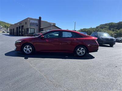 2022 Hyundai ELANTRA SE - Photo 5 - Coal Township, PA 17866