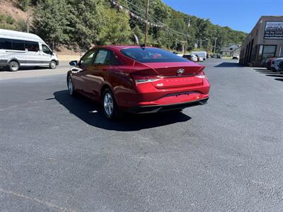 2022 Hyundai ELANTRA SE - Photo 6 - Coal Township, PA 17866