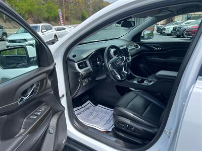 2023 GMC Acadia SLT   - Photo 13 - Coal Township, PA 17866