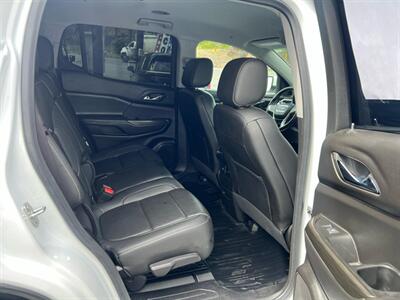 2023 GMC Acadia SLT   - Photo 22 - Coal Township, PA 17866