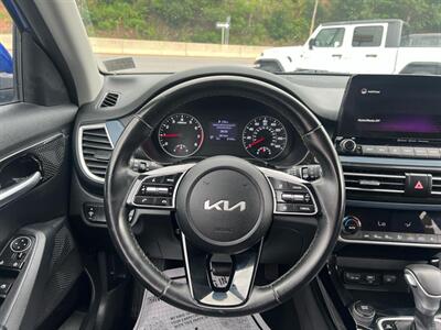 2022 Kia Seltos Nightfall   - Photo 20 - Coal Township, PA 17866