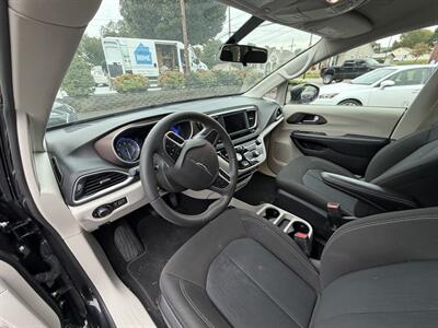 2022 Chrysler Voyager LX - Photo 7 - Maiden, NC 28650