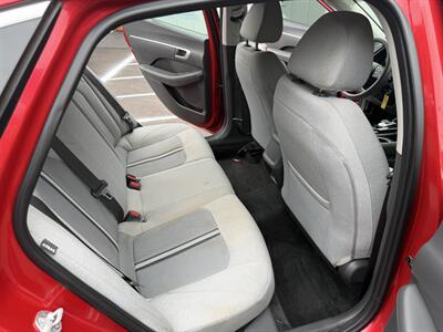 2021 Hyundai SONATA SE - Photo 9 - Maiden, NC 28650