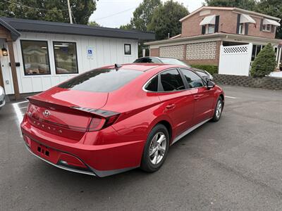 2021 Hyundai SONATA SE - Photo 4 - Maiden, NC 28650