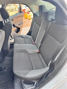 2012 Ford Focus SE   - Photo 13 - Andrews, TX 79714