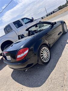 2006 Mercedes-Benz SLK 350 Hardtop Roadster - Photo 4 - Andrews, TX 79714