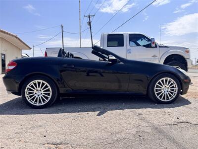 2006 Mercedes-Benz SLK 350 Hardtop Roadster - Photo 3 - Andrews, TX 79714