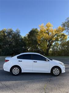 2018 Kia Rio LX - Photo 6 - Farmington, NM 87401