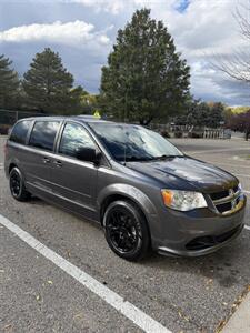 2017 Dodge Grand Caravan SE Plus - Photo 2 - Farmington, NM 87401