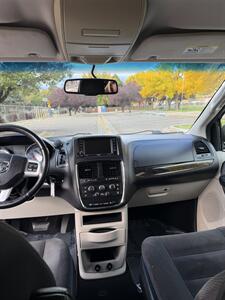 2017 Dodge Grand Caravan SE Plus - Photo 13 - Farmington, NM 87401