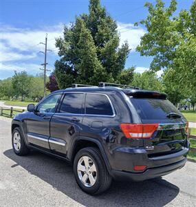 2012 Jeep Grand Cherokee Laredo   - Photo 2 - Farmington, NM 87401
