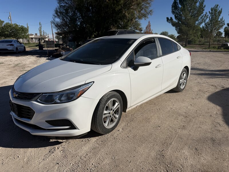 2017 Chevrolet Cruze LS Auto   - Photo 1 - Farmington, NM 87401