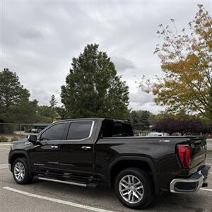 2019 GMC Sierra 1500 SLT   - Photo 7 - Farmington, NM 87401