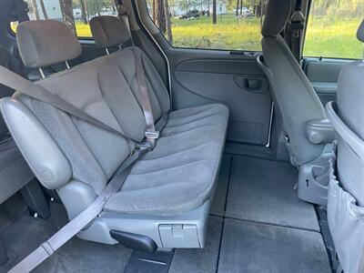 2005 Dodge Grand Caravan SE - Photo 3 - Nine Mile Falls, WA 99026