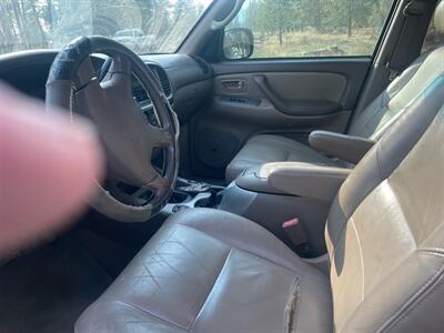 2001 Toyota Sequoia LIMITED - Photo 12 - Nine Mile Falls, WA 99026