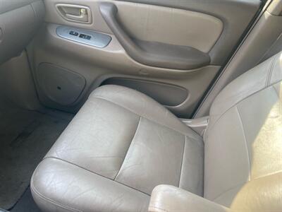 2001 Toyota Sequoia LIMITED - Photo 13 - Nine Mile Falls, WA 99026