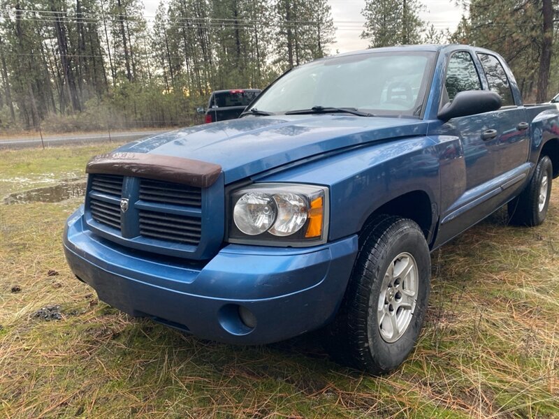 2006 Dodge Dakota QUAD SLT   - Photo 1 - Nine Mile Falls, WA 99026