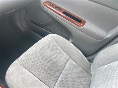 2004 Toyota Camry LE - Photo 9 - Nine Mile Falls, WA 99026