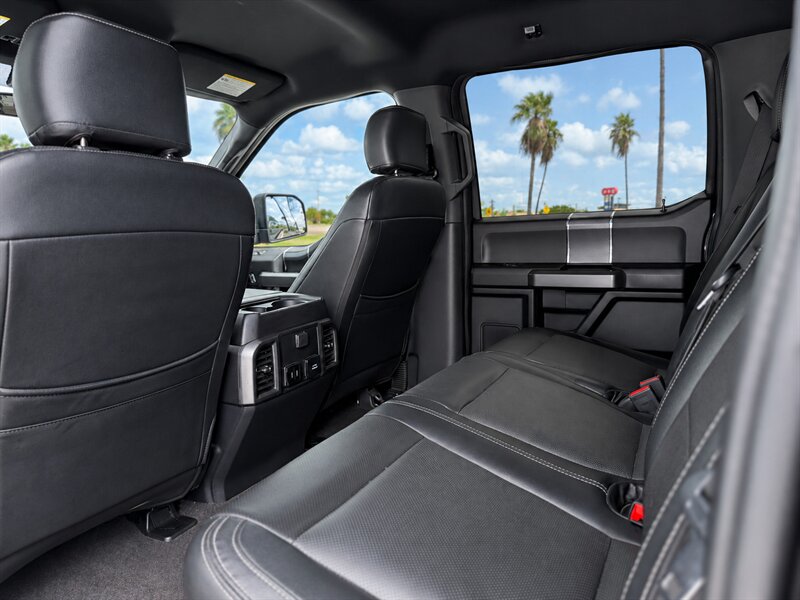 2020 Ford F-150 XLT - Photo 13 - Harlingen, TX 78550