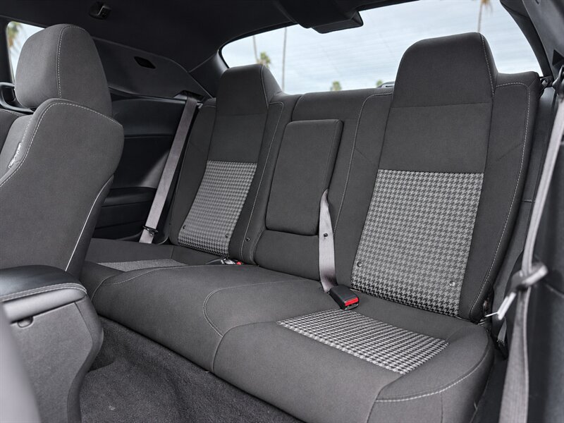 2021 Dodge Challenger R/T Scat Pack - Photo 25 - Harlingen, TX 78550