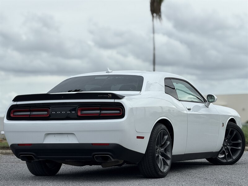 2021 Dodge Challenger R/T Scat Pack - Photo 12 - Harlingen, TX 78550