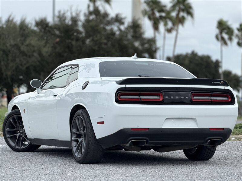 2021 Dodge Challenger R/T Scat Pack - Photo 9 - Harlingen, TX 78550