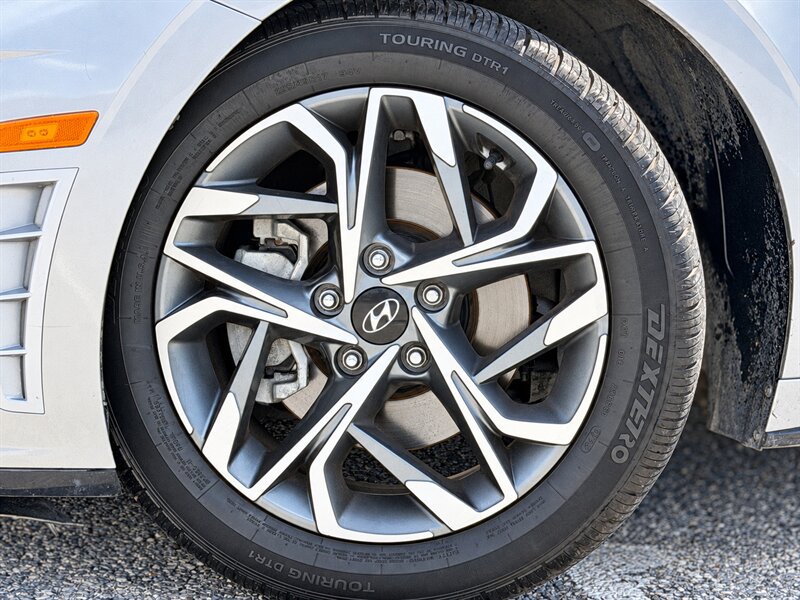 2023 Hyundai SONATA SEL - Photo 7 - Harlingen, TX 78550