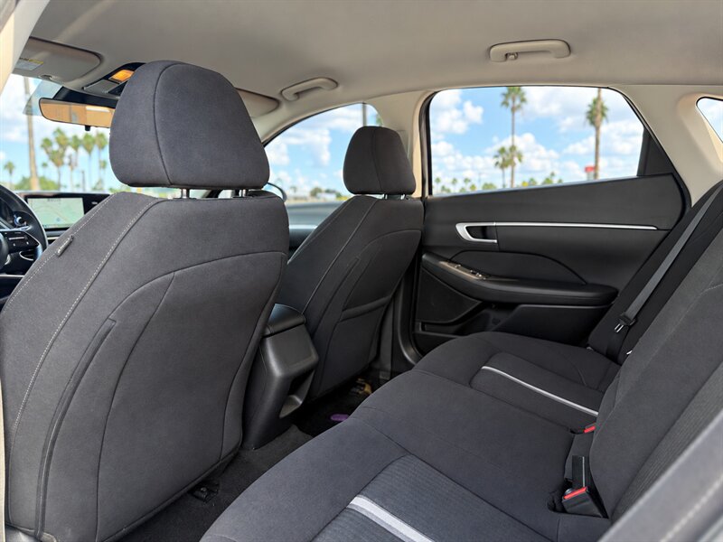 2023 Hyundai SONATA SEL - Photo 13 - Harlingen, TX 78550