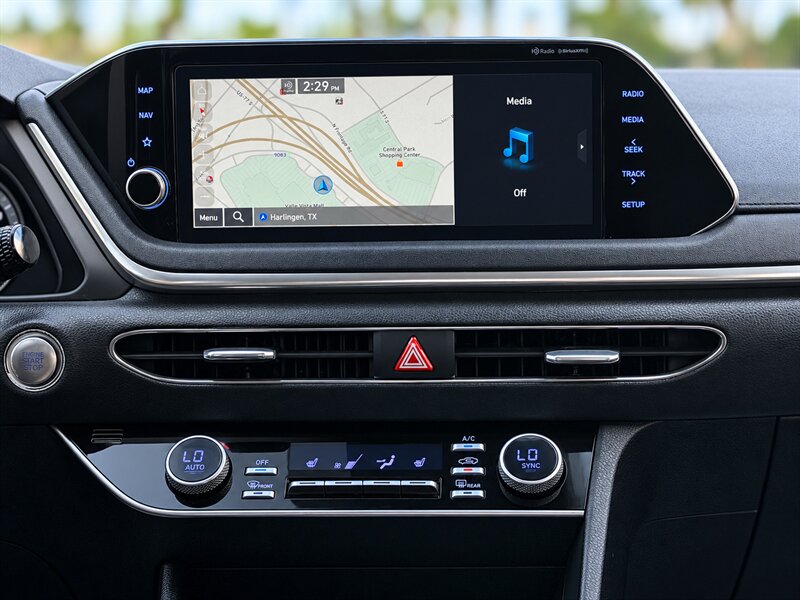 2023 Hyundai SONATA SEL - Photo 16 - Harlingen, TX 78550
