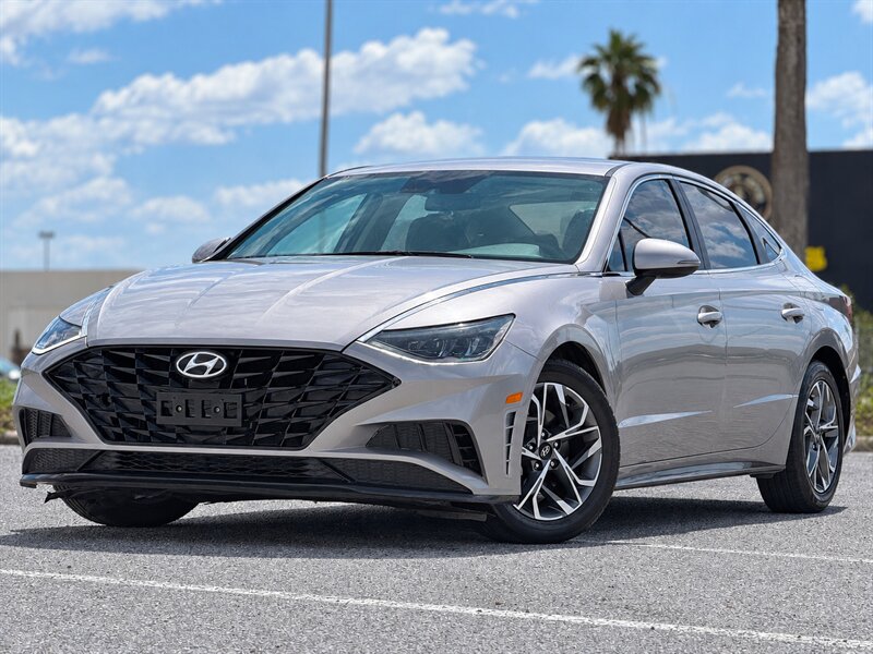 2023 Hyundai SONATA SEL - Photo 4 - Harlingen, TX 78550