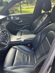 2020 Mercedes-Benz GLC GLC 300 4MATIC   - Photo 12 - Kansas City, KS 64120
