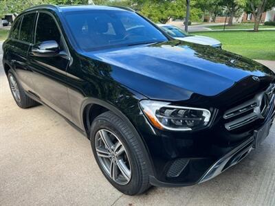 2020 Mercedes-Benz GLC GLC 300 4MATIC   - Photo 2 - Kansas City, KS 64120