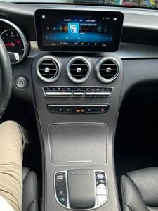 2020 Mercedes-Benz GLC GLC 300 4MATIC   - Photo 14 - Kansas City, KS 64120