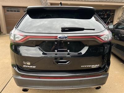 2018 Ford Edge Titanium   - Photo 12 - Kansas City, KS 64120