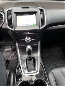 2018 Ford Edge Titanium   - Photo 16 - Kansas City, KS 64120