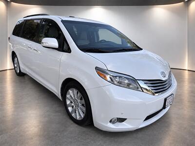 2015 Toyota Sienna XLE 8-Passenger Minivan