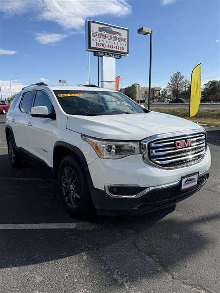 2017 GMC Acadia SLT-2  