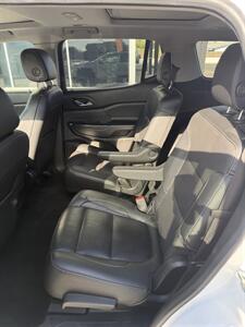 2017 GMC Acadia SLT-2   - Photo 11 - Las Cruces, NM 88005