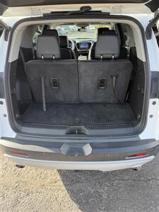 2017 GMC Acadia SLT-2   - Photo 14 - Las Cruces, NM 88005