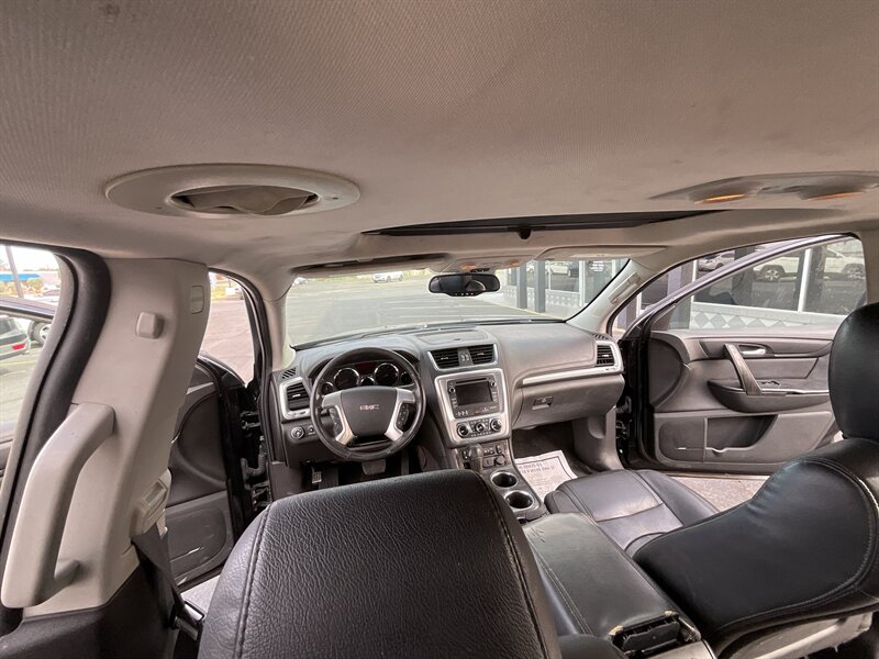2015 GMC Acadia SLT-2 - Photo 16 - Las Cruces, NM 88005