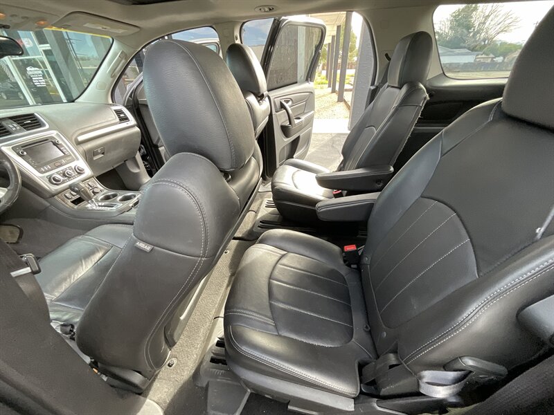 2015 GMC Acadia SLT-2 - Photo 17 - Las Cruces, NM 88005