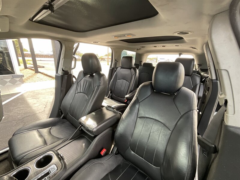 2015 GMC Acadia SLT-2 - Photo 11 - Las Cruces, NM 88005