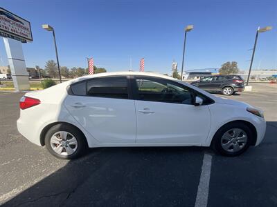 2016 Kia Forte LX - Photo 8 - Las Cruces, NM 88005