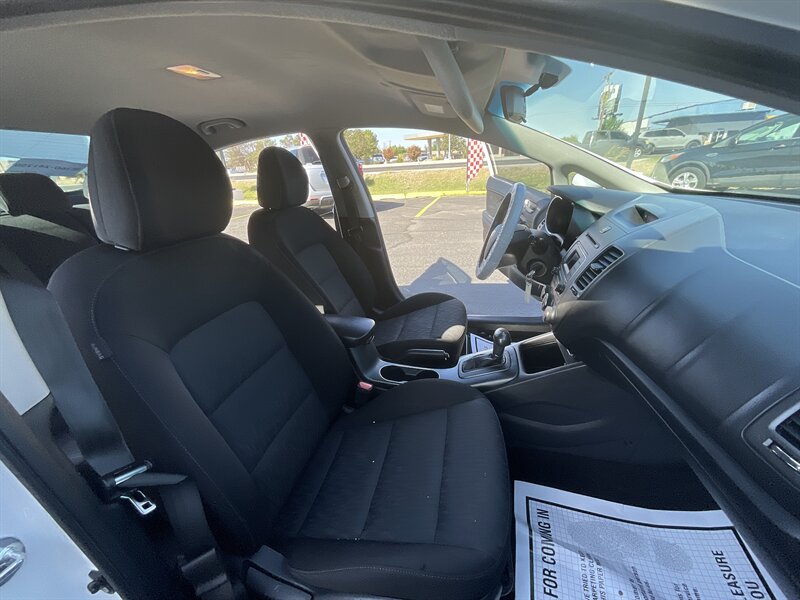 2016 Kia Forte LX - Photo 16 - Las Cruces, NM 88005