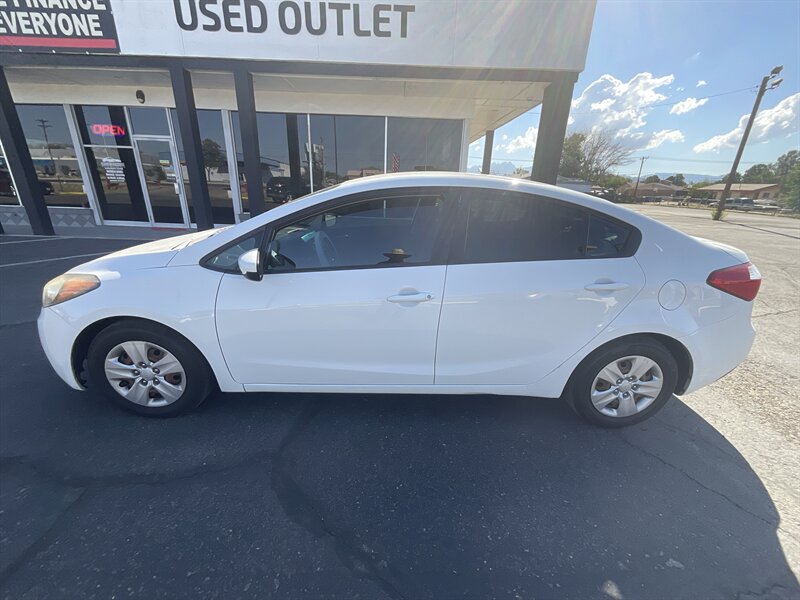 2016 Kia Forte LX - Photo 4 - Las Cruces, NM 88005