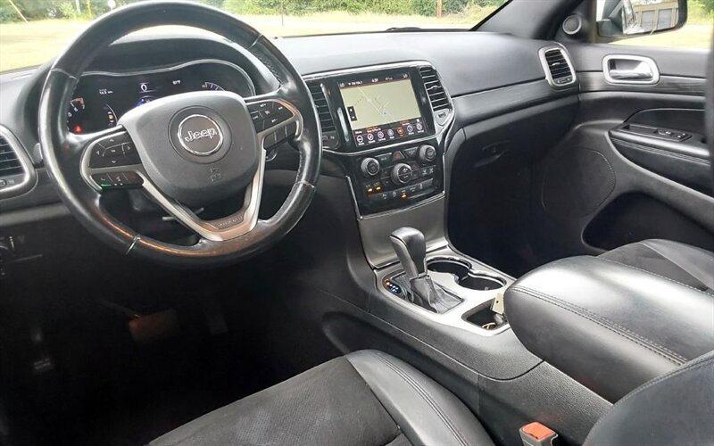 2021 Jeep Grand Cherokee LAREDO - Photo 7 - Deridder, LA 70634
