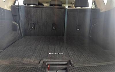 2022 Nissan Rogue SV - Photo 5 - Deridder, LA 70634