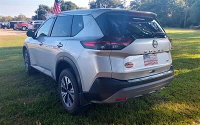 2022 Nissan Rogue SV - Photo 4 - Deridder, LA 70634